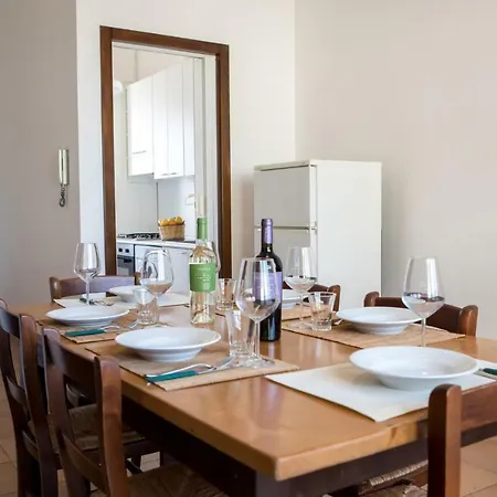 Lungomare Appartement *